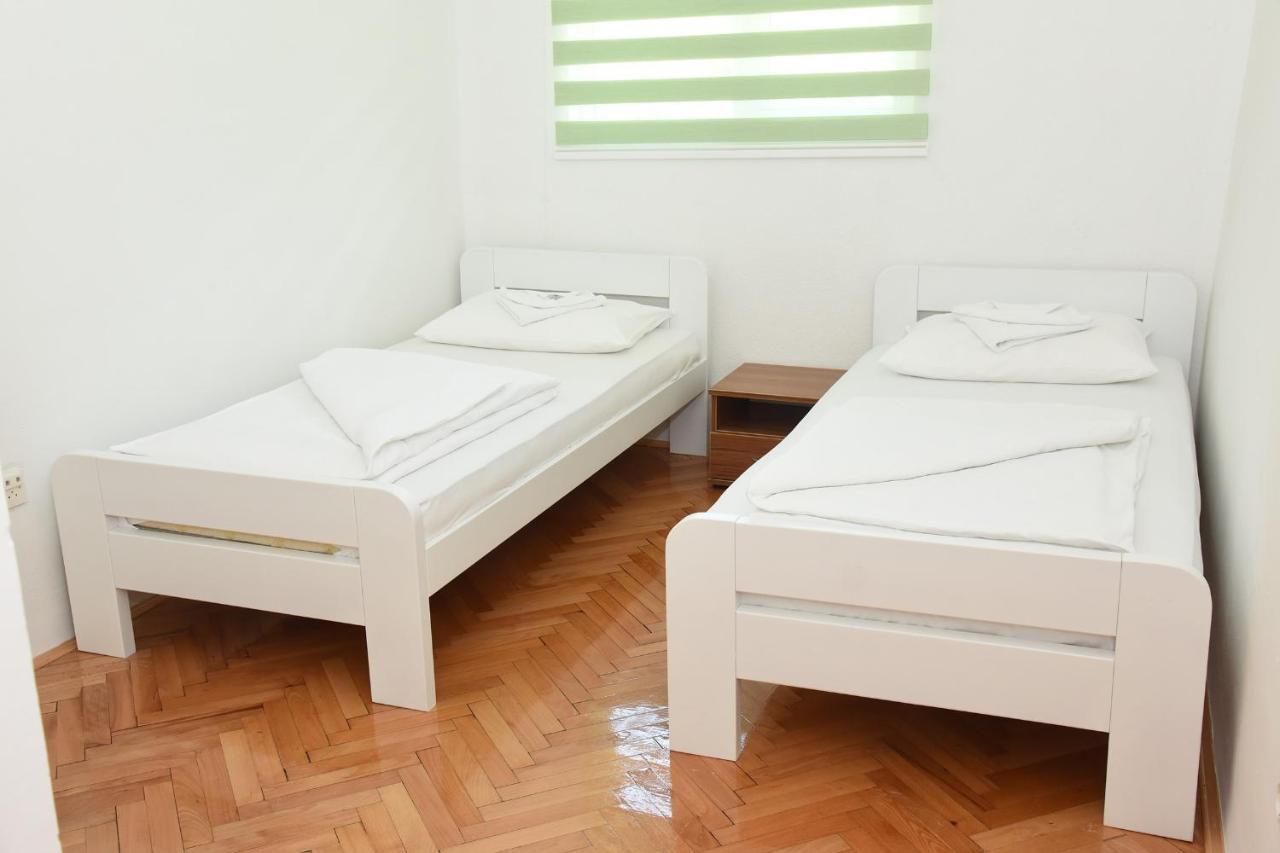 Np Sutjeska Paviljon A Ξενοδοχείο Tjentiste Εξωτερικό φωτογραφία